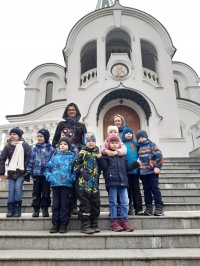 Экскурсия старших групп в Храм святого благоверного великого князя Александра Невского